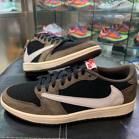 jordan 1 retro low travis scott
